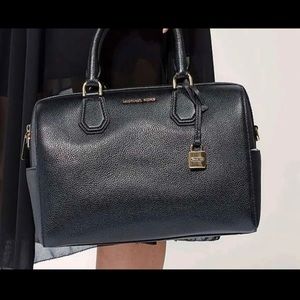 Michal Kors Medicine Handbag